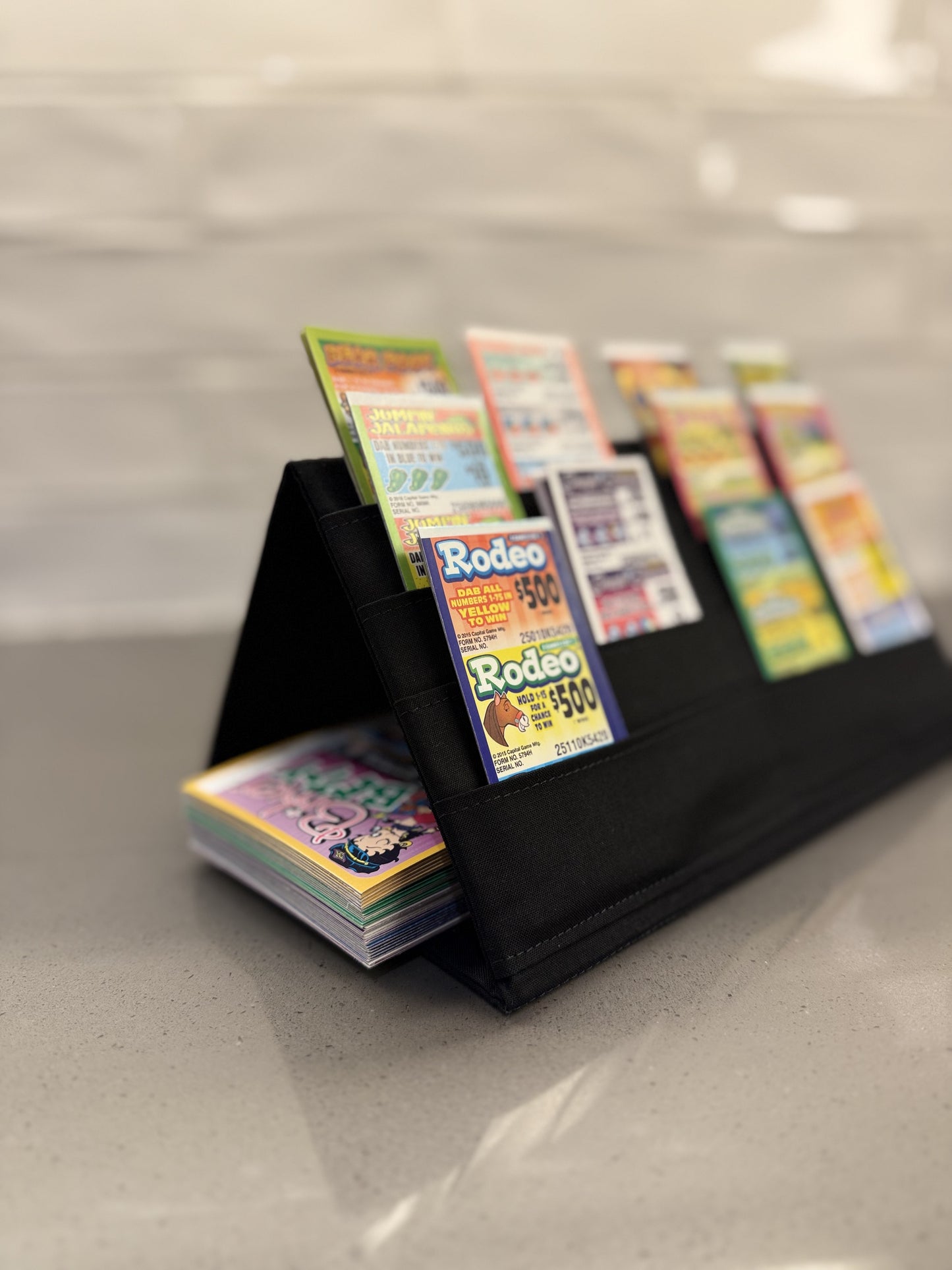 THE BINGO FLASH HOLDER
